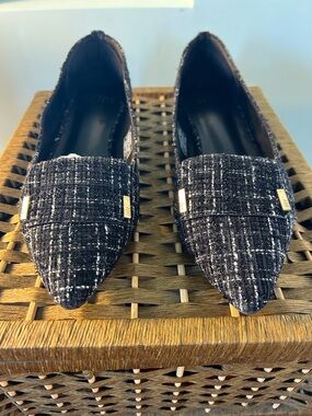 Jones New York Black Tweed Pointed-Toe Quesheen Flats Gold Accents 9M Dress Up